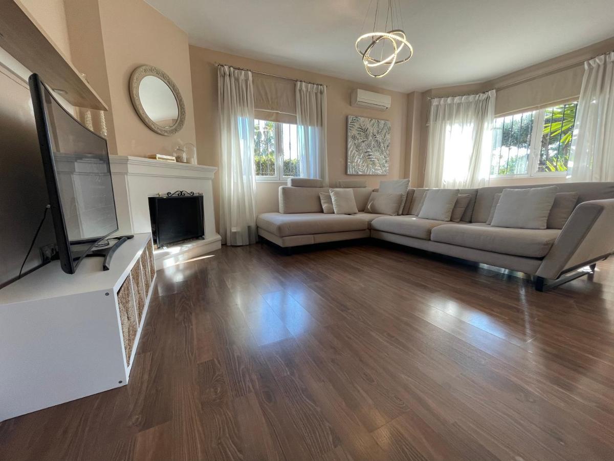 Chalet Exclusivo Bonalba Аликанте Экстерьер фото